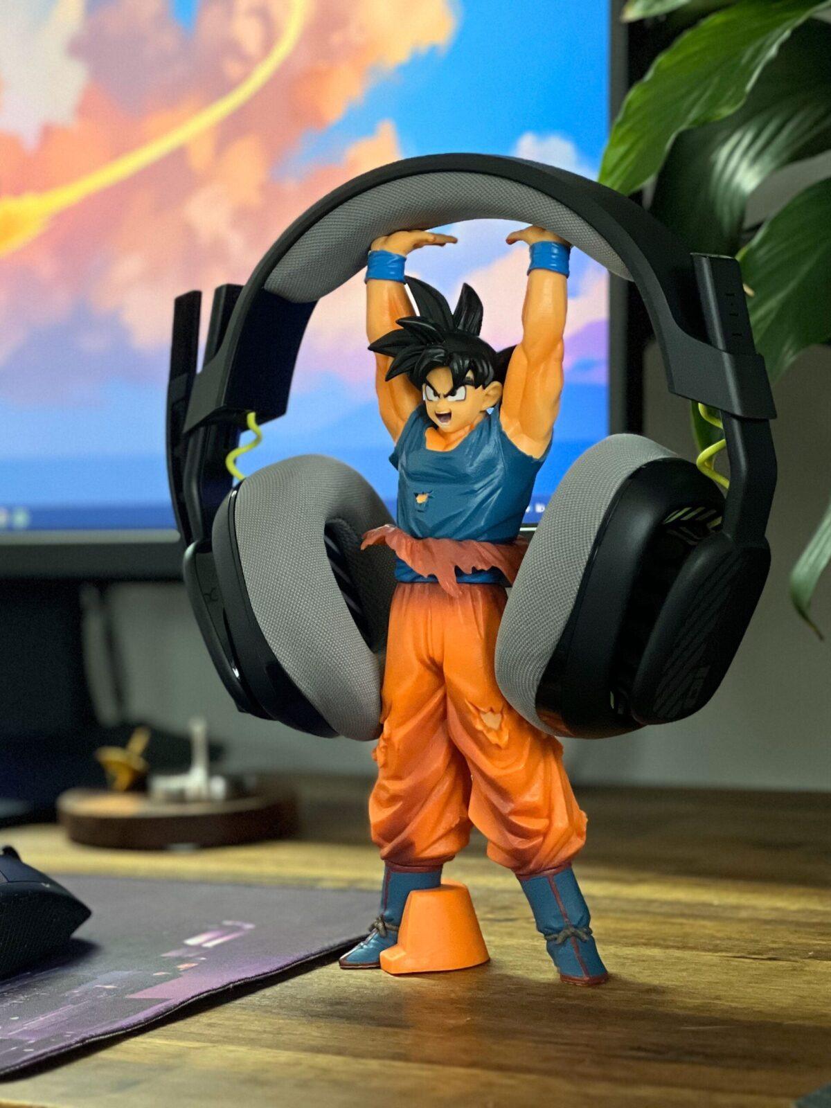 GOKU HEADPHONE STAND