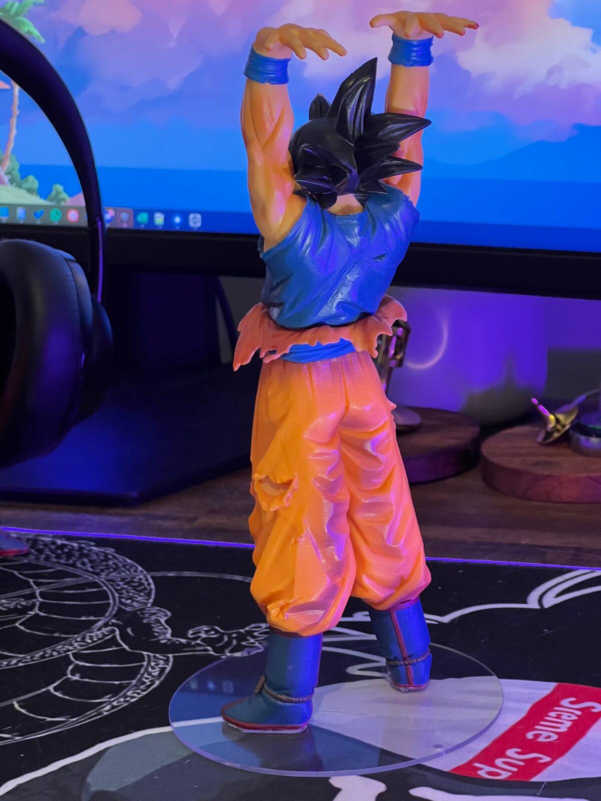 GOKU HEADPHONE STAND